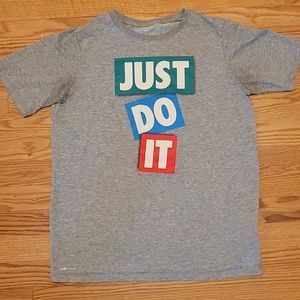 Nike Dri Fit Short Sleeve T-shirt